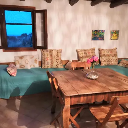 Holiday home Bnbook La Casetta Delle Conchiglie Isola di Ustica